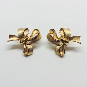 Vintage Crown Trifari Gold Bow Earrings